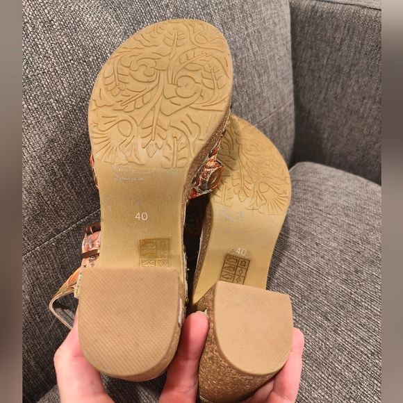 Like new!! L'Artiste "Northstar"-GRM sz 40 /9 US block heel sandals - Picture 6 of 9